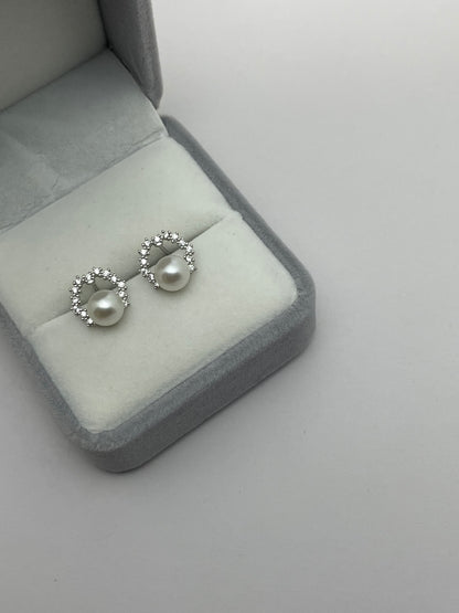 Quiet Glow Freshwater Pearl Studs and Ring Set