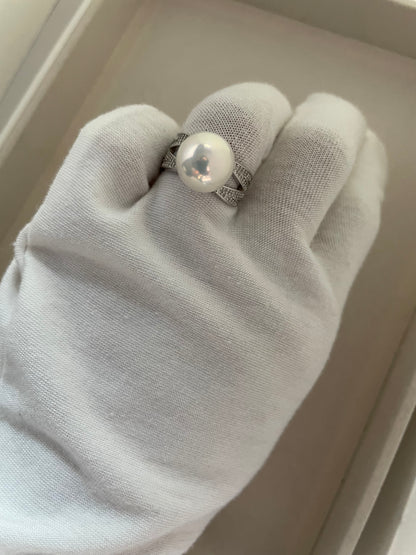Endless Elegance Pearl Ring