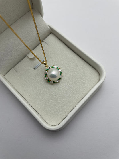 Emerald Halo Pearl Pendant Necklace