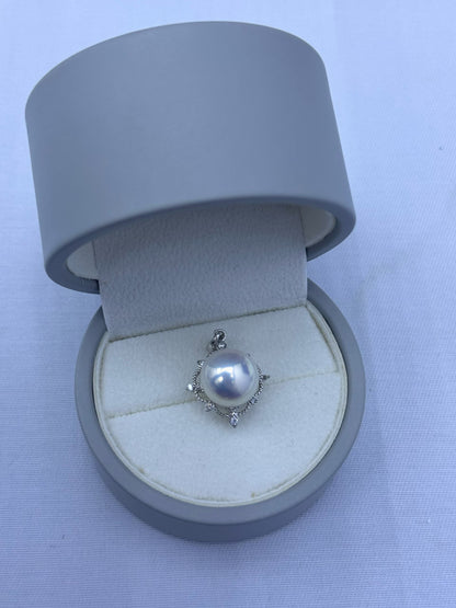 Couture Pearl Pendant Necklace