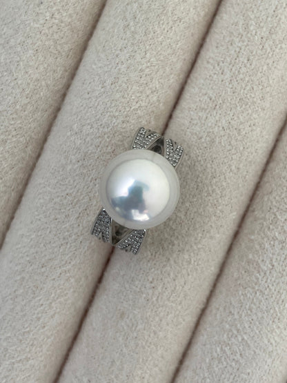 Endless Elegance Pearl Ring