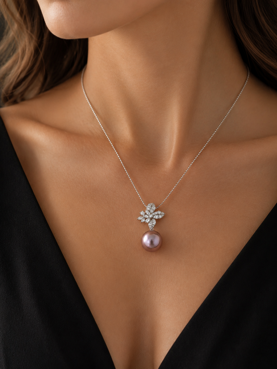 Iris Bloom Mirror-Luster Pearl Pendant Necklace