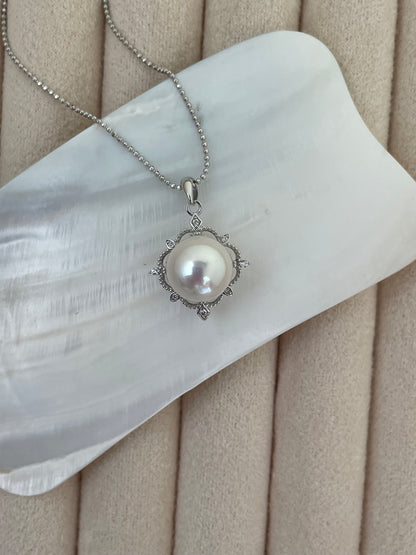 Couture Pearl Pendant Necklace
