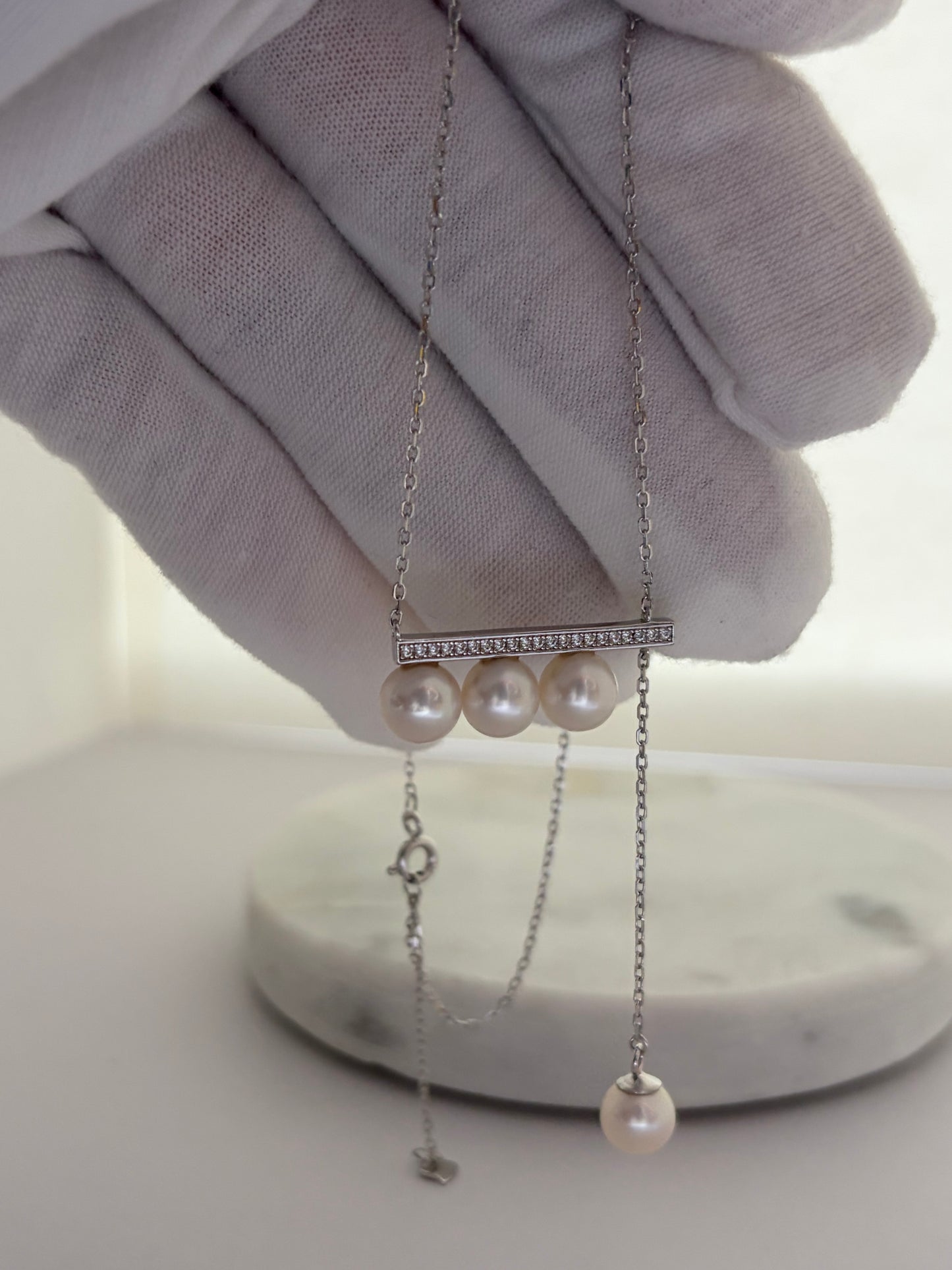 Balance Beam Pearl Necklace