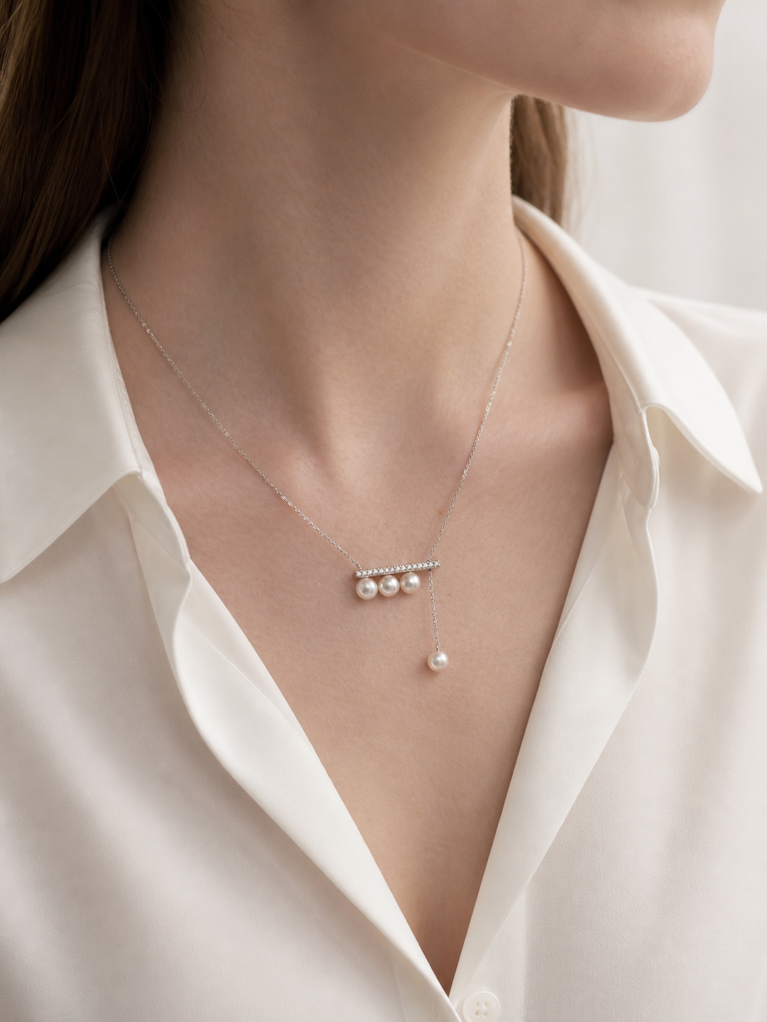Balance Beam Pearl Necklace