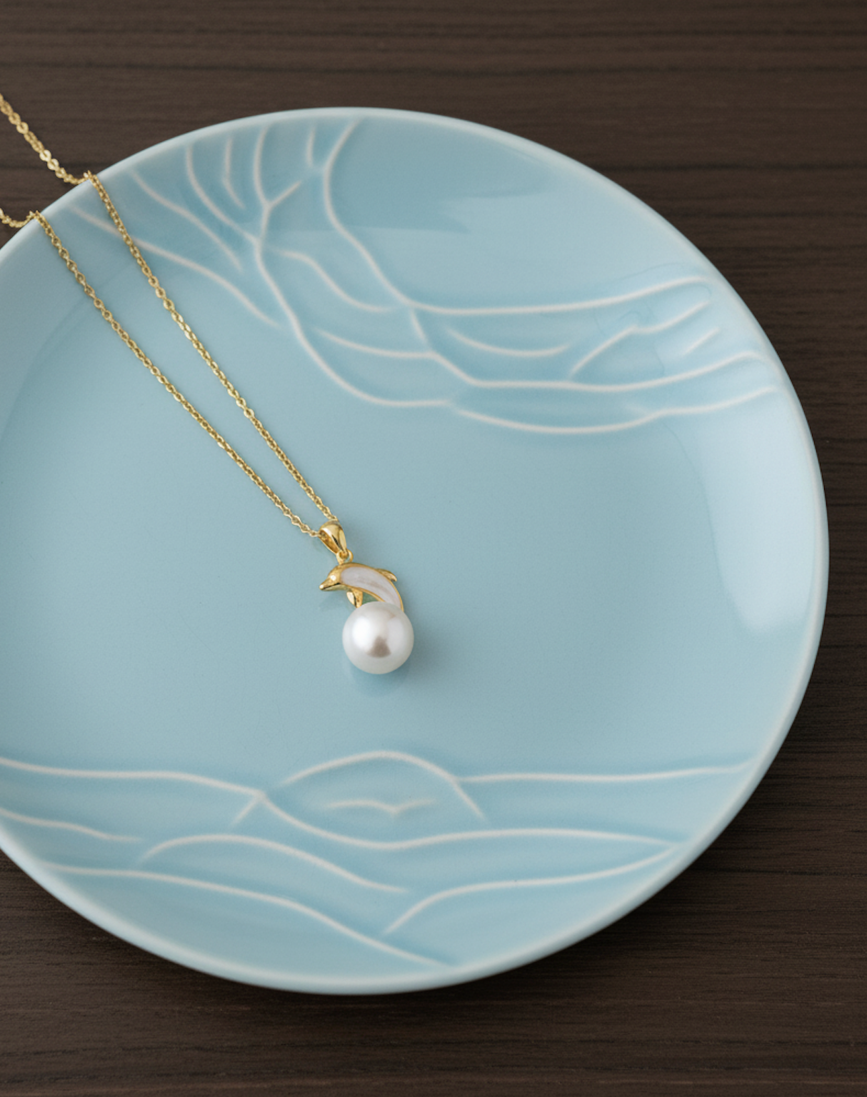 Dancing Dolphin Pearl Pendant Necklace in 925 Silver