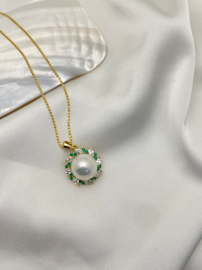 Emerald Halo Pearl Pendant Necklace