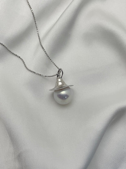 Moonlight Witch Pearl Pendant Necklace in 925 Silver