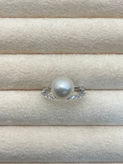 Radiant Crown Pearl Ring 10mm with Adjustable Ring