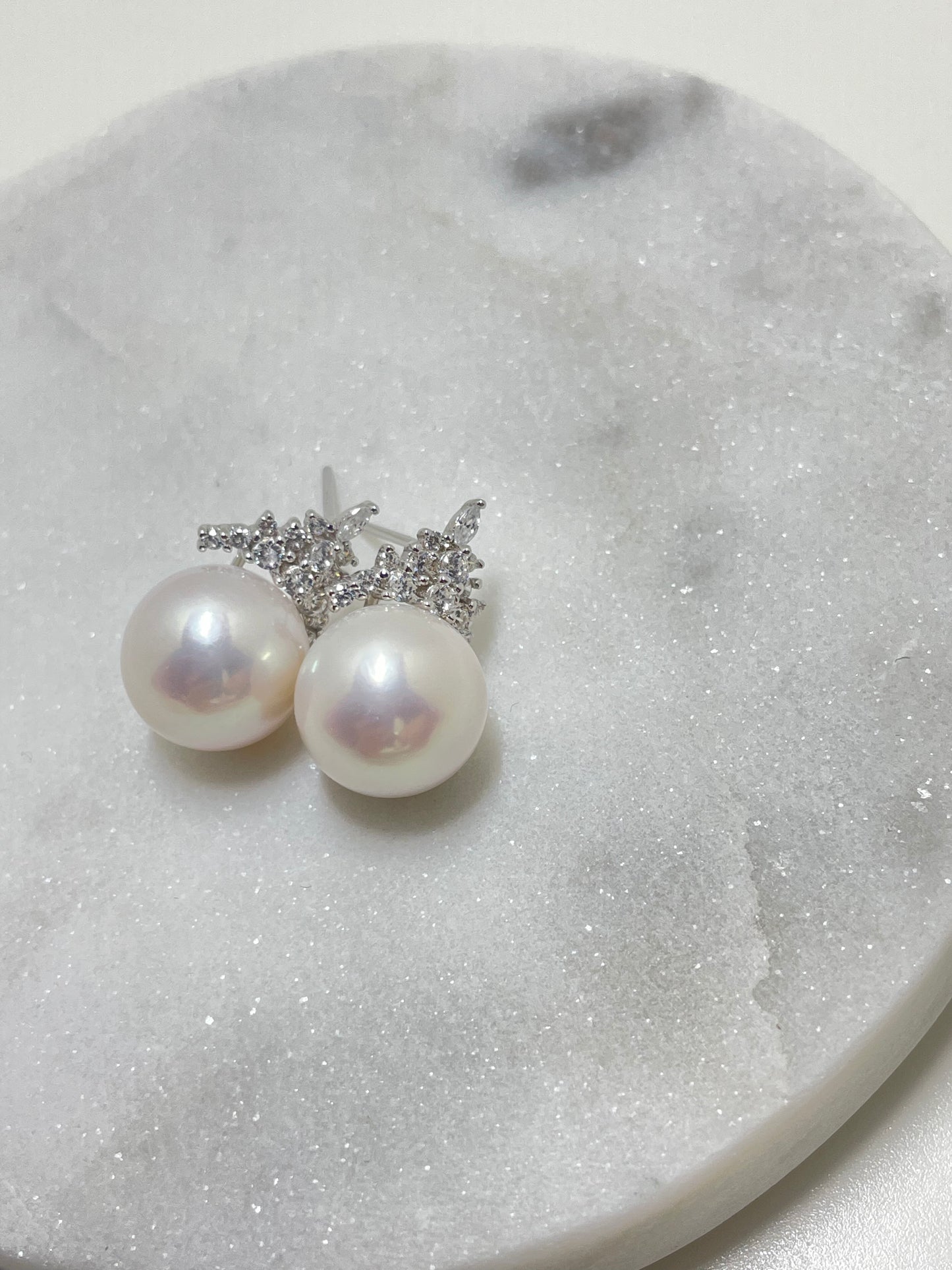 Pearls of the Snowflake Tiara