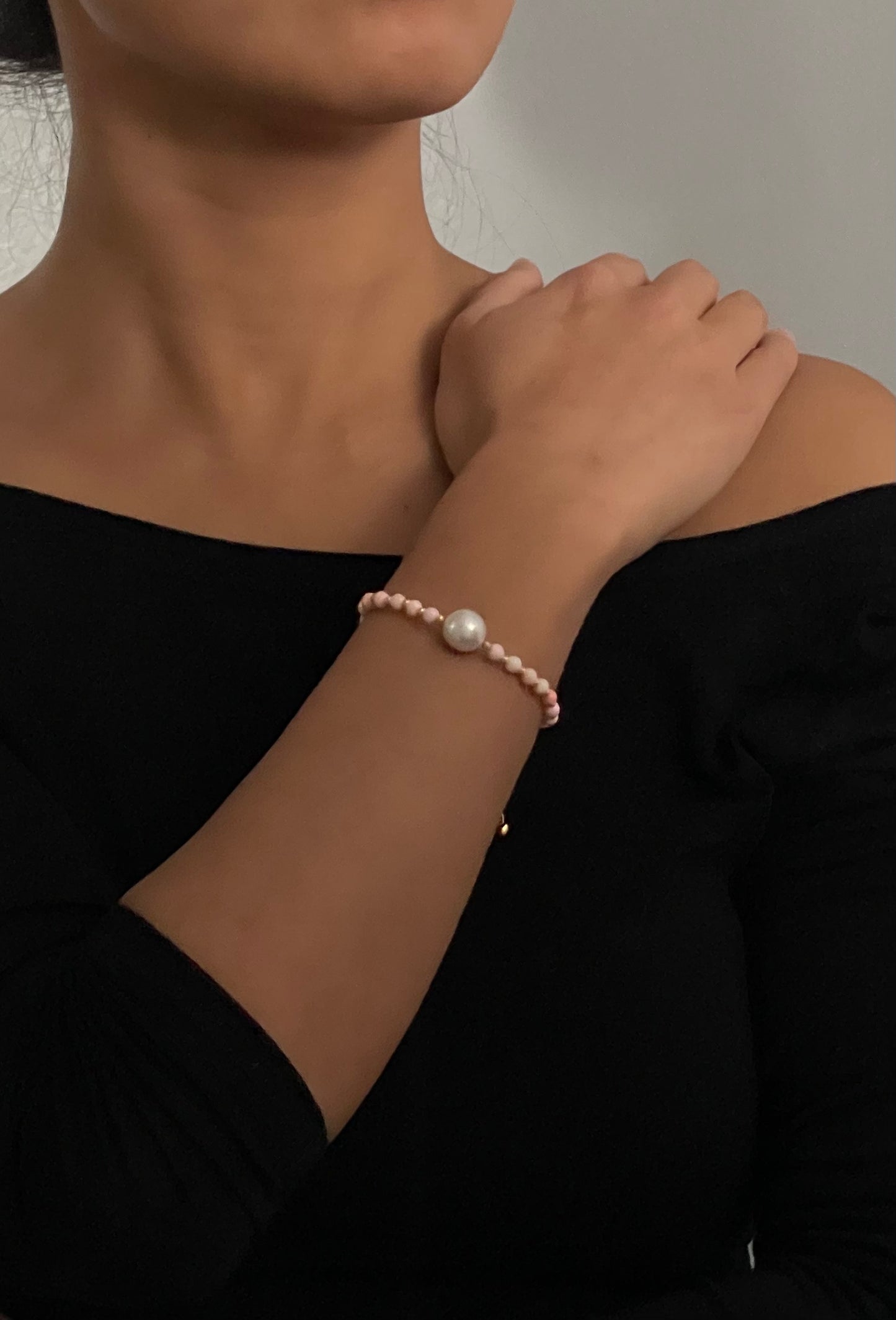 11 mm Pearl with Pink Shell Beads Adjustable Bracelet in Sterling Silver