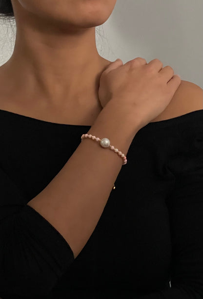 11 mm Pearl with Pink Shell Beads Adjustable Bracelet in Sterling Silver