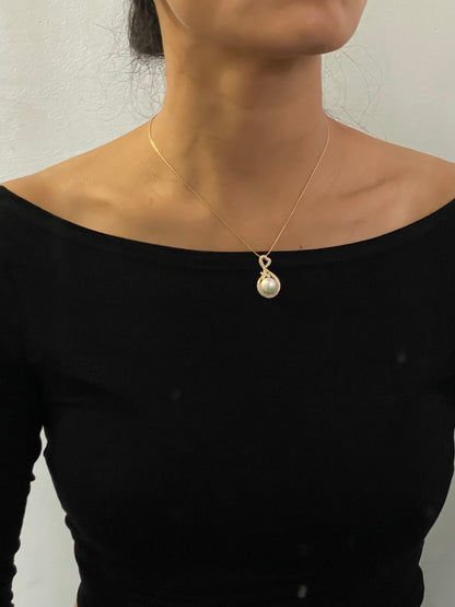 Twilight Blossom Freshwater Pearl Pendant in 925 Silver