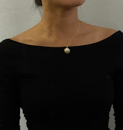 Twist of Light Pearl Silver/Golden Necklace