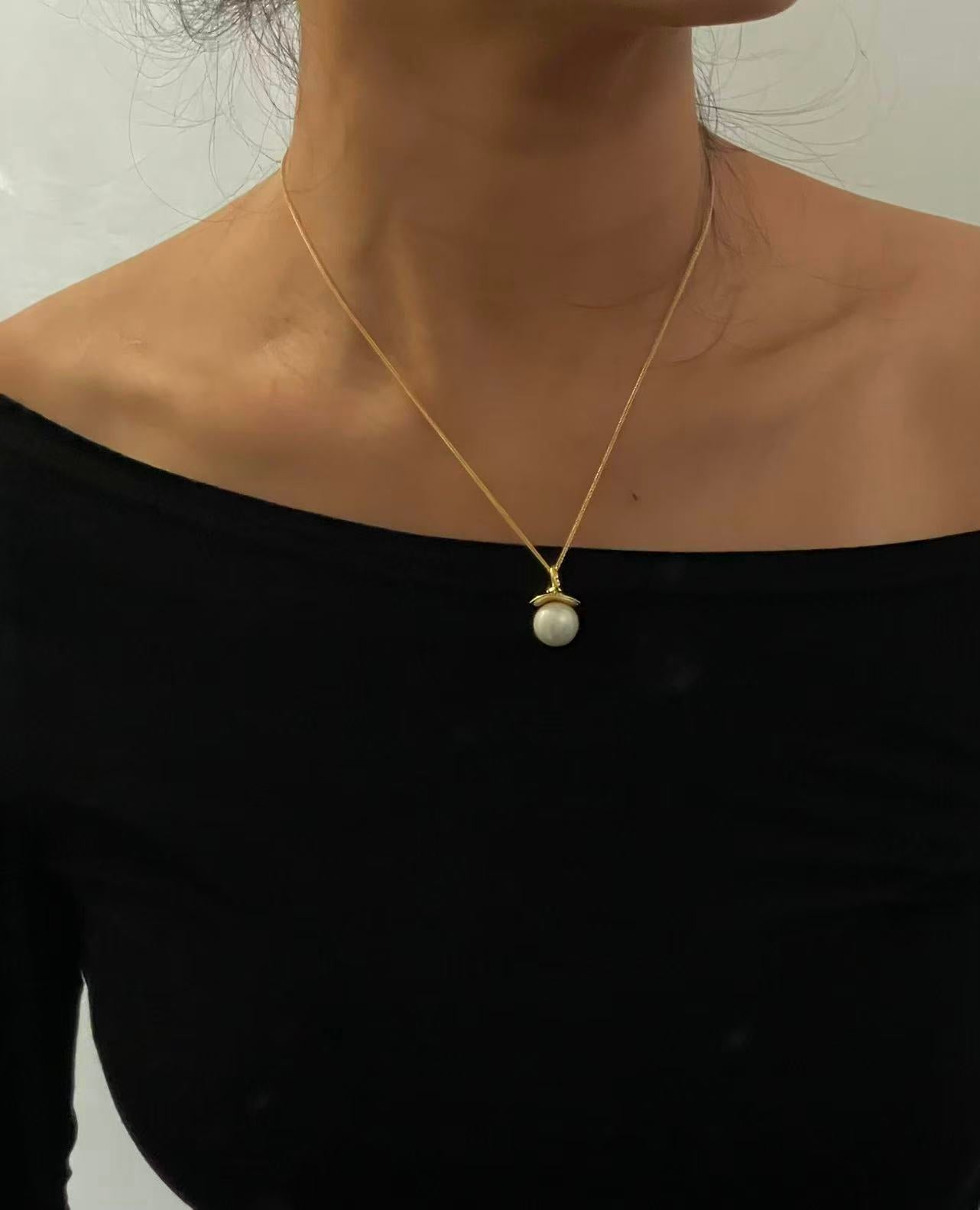 Moonlight Witch Pearl Pendant Necklace in 925 Silver