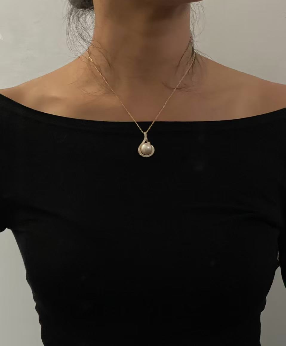 I Have a Pearl Heart Pendant Necklace