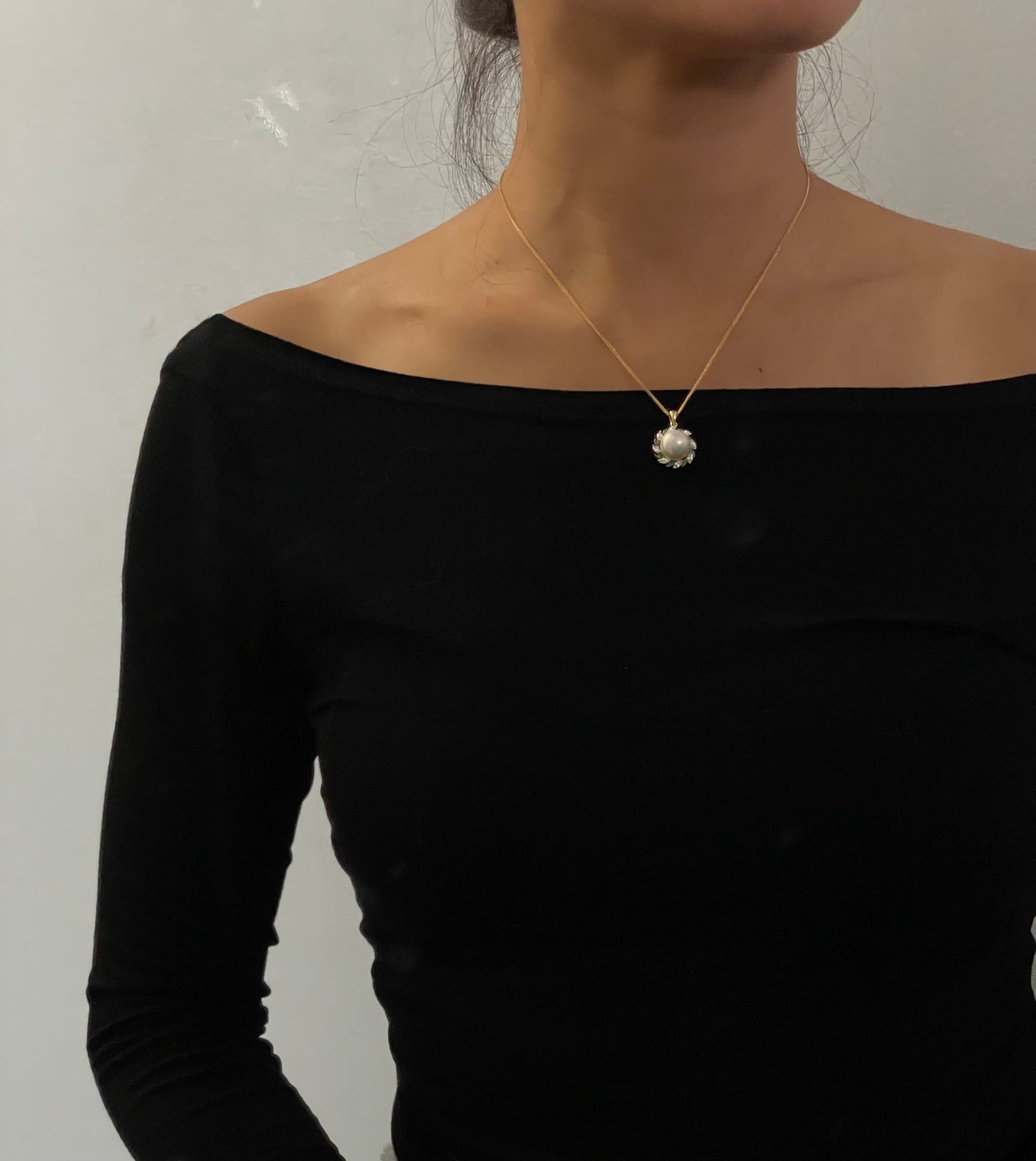 Emerald Halo Pearl Pendant Necklace