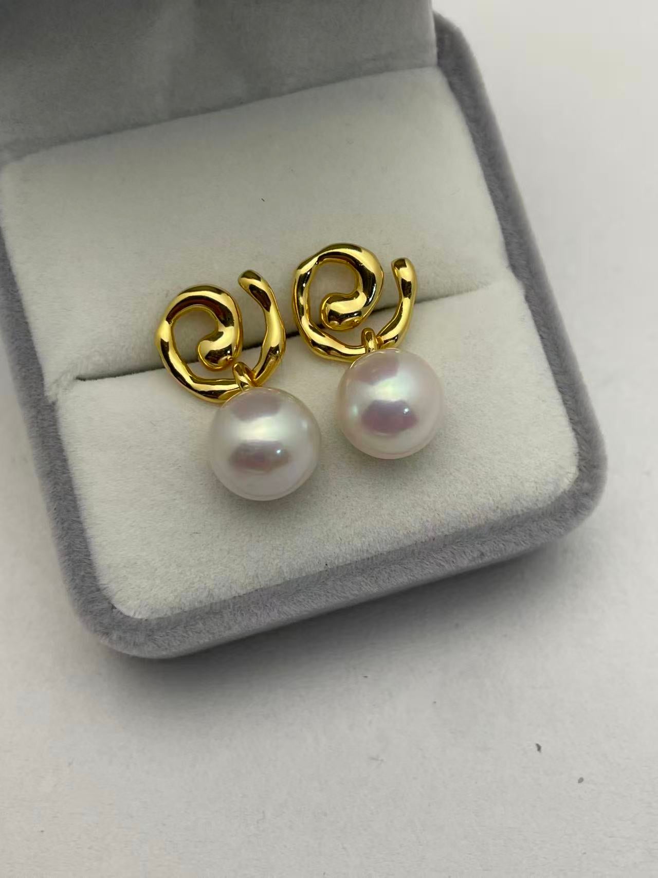 Swirl Elegance Pearl Earrings