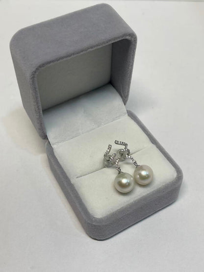 Swirl Tangled Thoughts Lustrous Pearl Earrings in 925 Silver