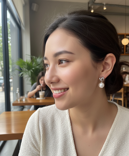 Luminous Pretzel Stud Earrings 925 Silver