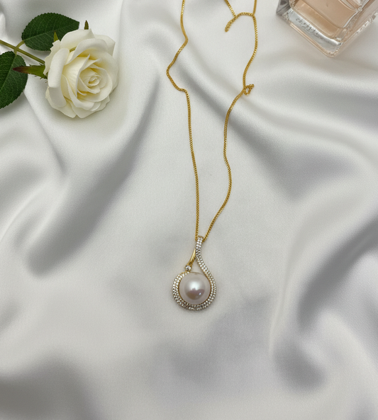 I Have a Pearl Heart Pendant Necklace