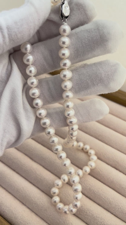 Classic Neckline Glow Pearl Strand Necklace