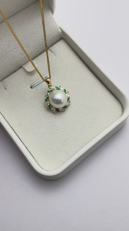 Emerald Halo Pearl Pendant Necklace